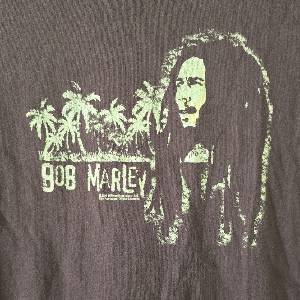 Vintage Bob Marley T-Shirt Cap Sleeve Small Brown w/ tan graphic. Brand Zion